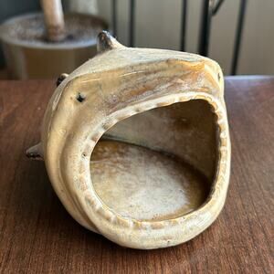 Beachcombers Ceramic Shark Holder for sponges or scrubbers